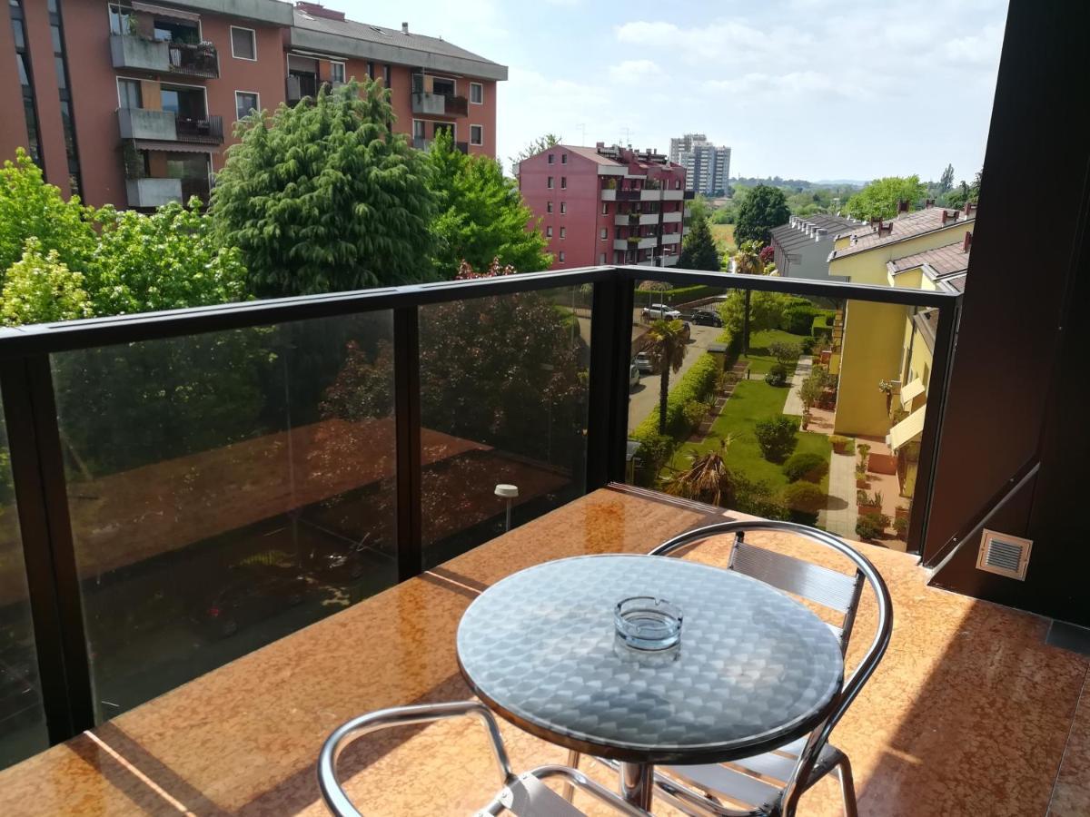 Superior One-Bedroom Apartment