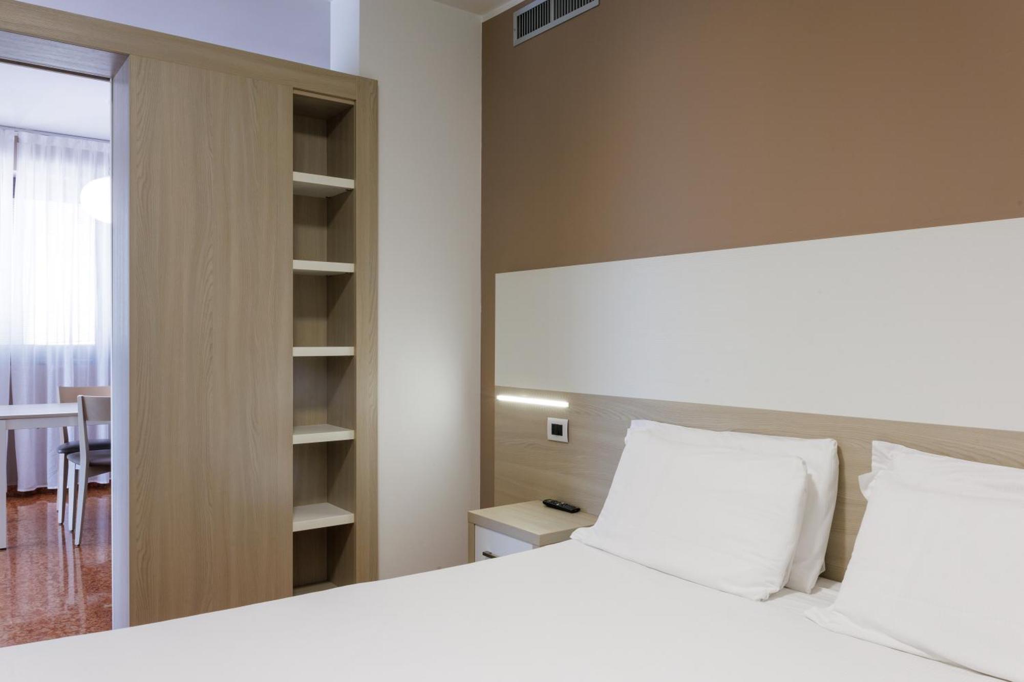 Superior One-Bedroom Apartment
